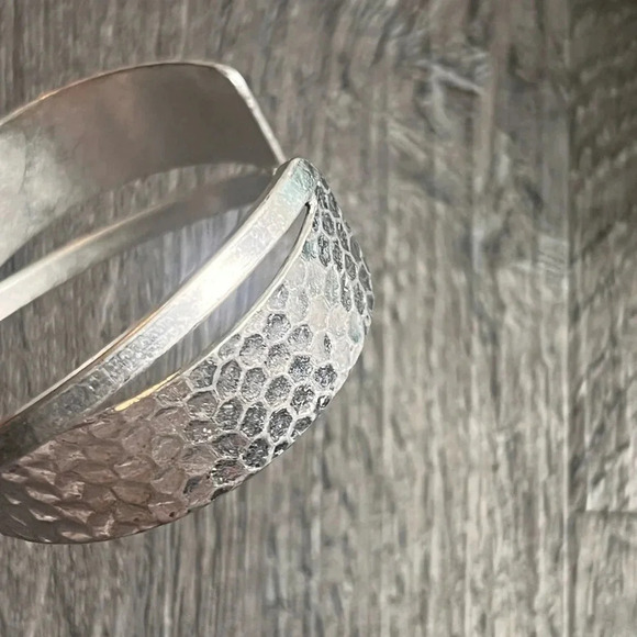 Hammered Silver Double Cuff Textured Bracelet - Picture 10 of 11